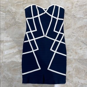 Sweet heart neckline navy bandage dress